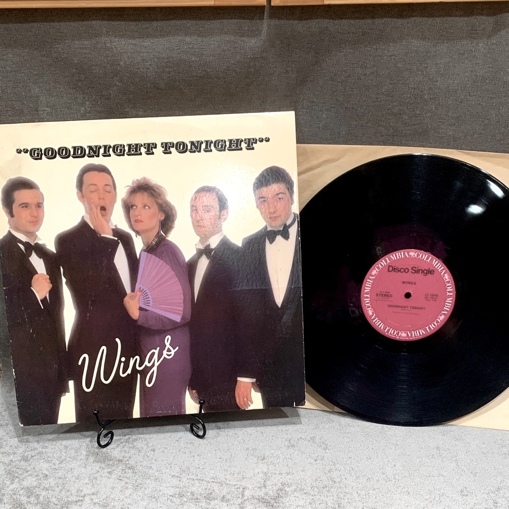 Paul McCartney and Wings Goodnight Tonight - EX UK 12" vinyl..